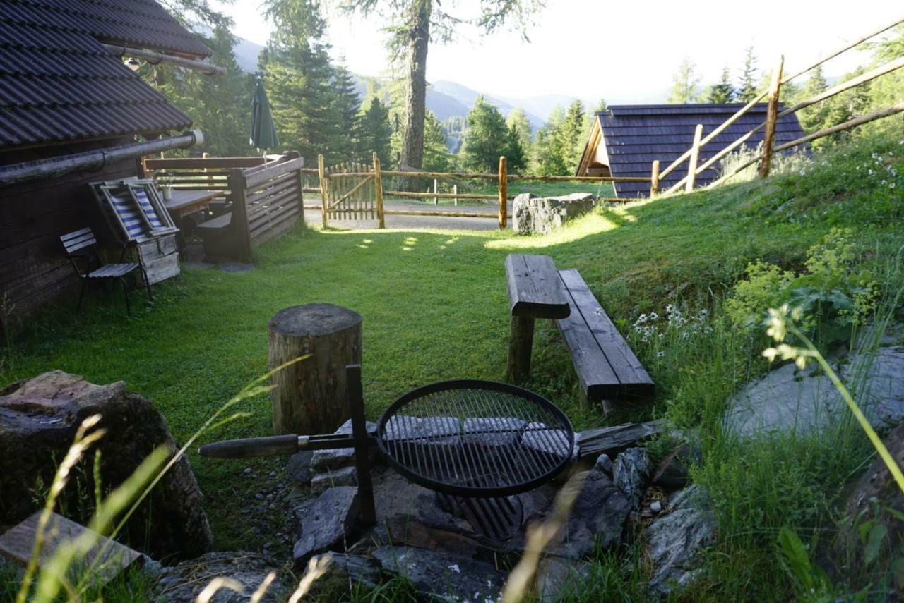 Bergheim Schmidt, Almhuetten Im Wald Appartments An Der Piste Alpine Huts In Forrest Appartments Near Slope Turracher Hohe Esterno foto