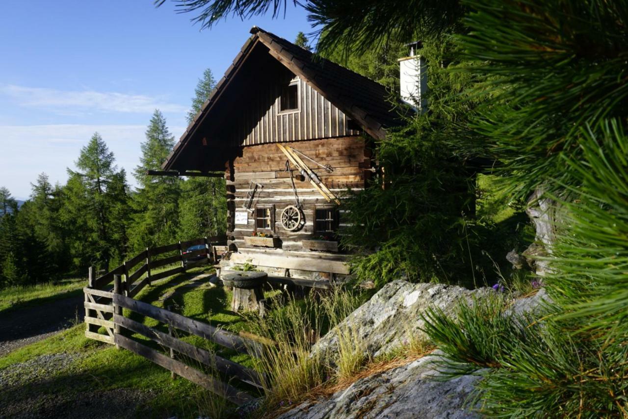 Bergheim Schmidt, Almhuetten Im Wald Appartments An Der Piste Alpine Huts In Forrest Appartments Near Slope Turracher Hohe Esterno foto